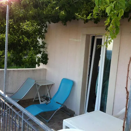 Perica Guest house *