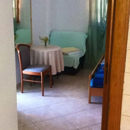 Perica Guest house